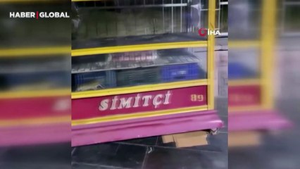 Ankara'da seyyar simit tezgahında şoke eden görüntü!