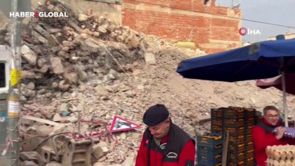 Bursa’da 5 katlı apartman böyle yıkıldı!