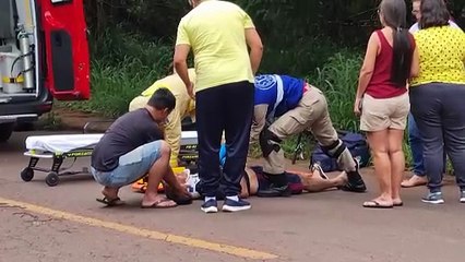 Homem fica ferido em acidente na Rua Veneza, no Cascavel Velho