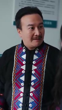 Rural Girl Pulled Down CEO’s Pants Publicly But He Fell for Her at First Sight&Married Her Instantly