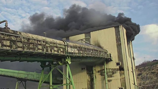 인천 영흥화력발전소에서 불...대응 1단계 발령 / YTN