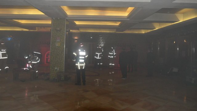 서울 용산구 찜질방에서 화재...다친 사람 없어 / YTN