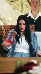 Sustituta Secreta para el Rey de la Mafia en Español