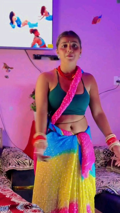 चिलगम खियाके लेत रहे चुम्मा 😂🤣