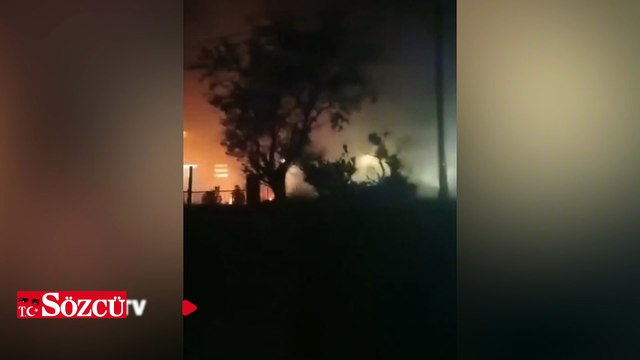 Tesla bayisi alev alev yandı! Onlarca sıfır araç kül oldu