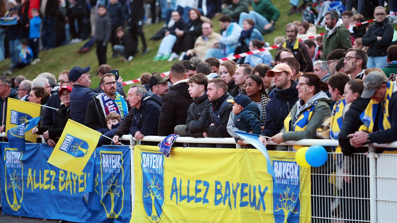 Football : toutes les photos du match Bayeux-Caen lors du 7e tour de la Coupe de France