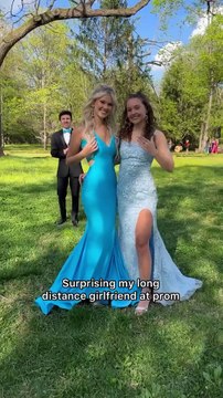 Surprising my long distance girlfriend at prom! ❤️😳