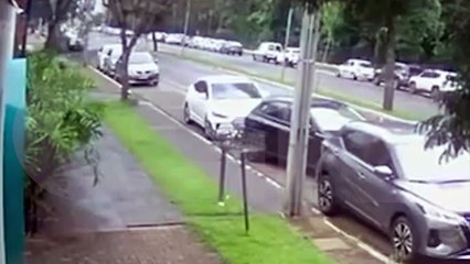 Câmera registra acidente terrível que vitimou oftalmologista em Maringá