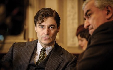 Lino Guanciale nella seconda puntata di Il Commissario Ricciardi: «Fame e amore non c'entrano»