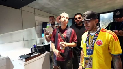 WESTCOL Y JAMES RODRIGUEZ DESPUÉS DEL PARTIDO CONTRA NUEVA ZELANDA