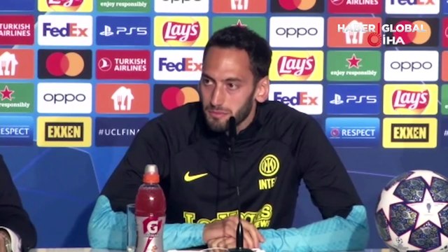 Hakan Çalhanoğlu: Bu kupayı kaldıran İlk Türk olmak umarım bana nasip olur