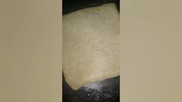 “Crispy Chakor Paratha Recipe 🔥 | Street-Style Fluffy Paratha!”