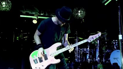 Interstellar Overdrive (Pink Floyd cover) / Corduroy - Pearl Jam (live)