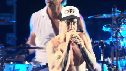 Throw Away Your Television - Red Hot Chilli Peppers (live)