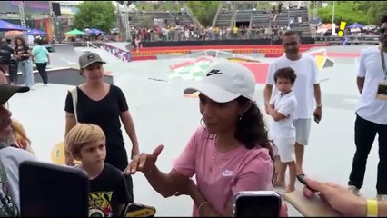 Rayssa Leal comemora 'fim do capacete' no STU Pro Tour do Rio.