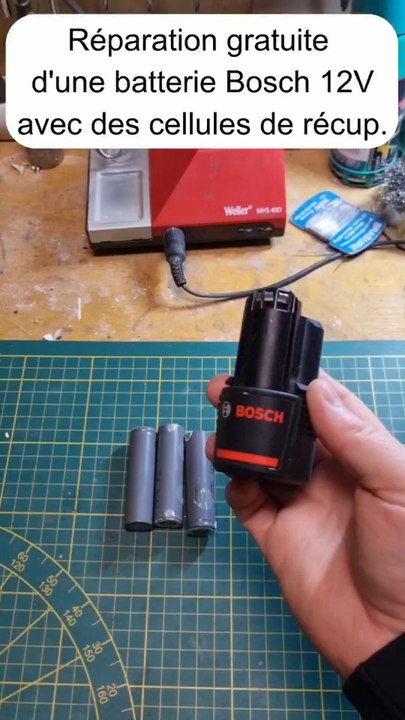 Réparation gratuite d'une batterie Bosch 12v avec des cellules de récupération
