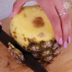 How to cut a pineapple: step-by-step guide!