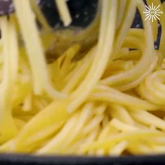 Food hacks and cooking tips for more delicious meals!