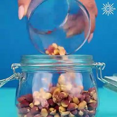 Quick and clever kitchen hacks!