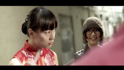 Miriam Yeung Chin-Wah (and others) smoking in Love In A Puff