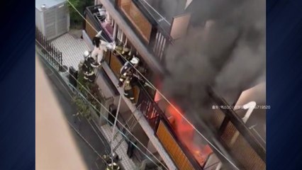 "구하러 왔는데"...일본 소방관 밀어낸 여성 '논란' / YTN