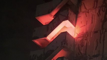 서울 용산 아파트 외부계단서 화재..."담뱃불 추정" / YTN