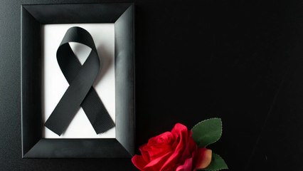 Murió reconocido cantante a sus 59 años: había sido arrestado en los últimos días