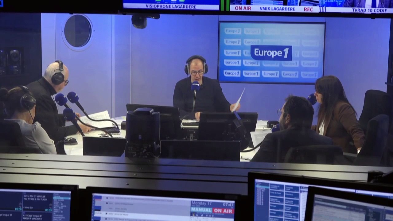 Le début du sommet Choose France, vent de paniq...