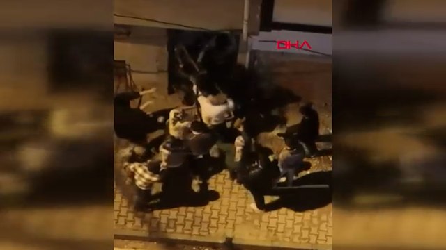 Arnavutköy'de komşuların gürültü kavgası kamerada; sopayla saldırdılar