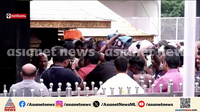 ശബരിമല ശ്രീകോവിലിന്‍റെ പിന്‍ഭാഗത്തെ സ്വര്‍ണപാളികള്‍ ഇളക്കി മാറ്റി പരിശോധിക്കുന്നു