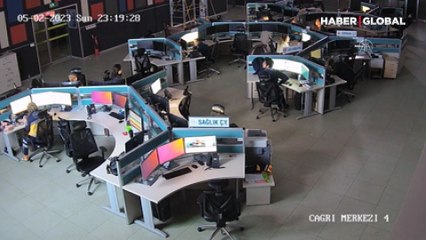 Salon başlarına yıkıldı: Yerle bir olan Osmaniye'de depremin yaşandığı o anlara ait yeni görüntüler ortaya çıktı