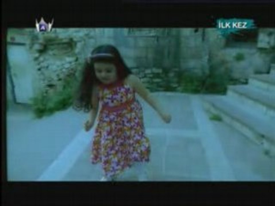 Kibariye - Yastayim (2008 yeni orijinal Video Klibi)