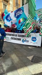 Fiorita - Oggi ai lavoratori Telecontact ho detto una cosa: non camminerete mai soli. (17.11.25)