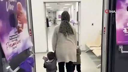 Prematüre doğan Oğuzhan’dan hayatını kurtaran doktora ziyaret