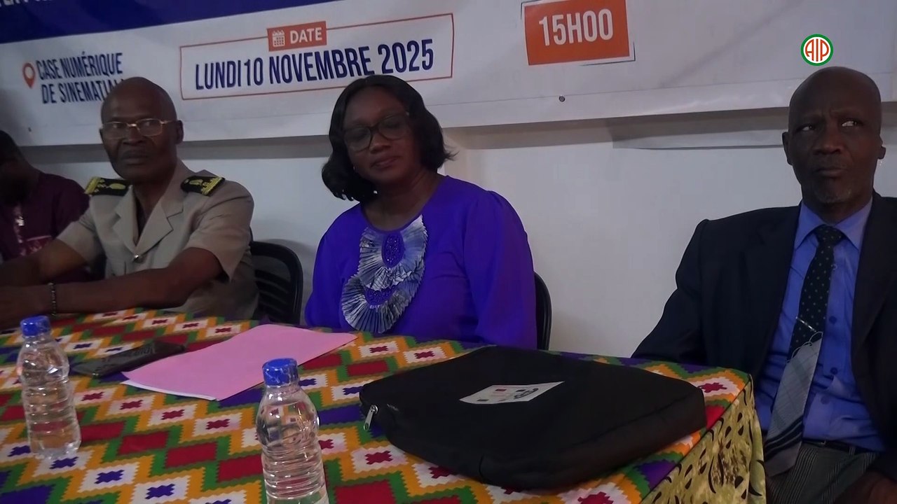 Région- Sinematiali : remise des attestations de fin de formation aux bénéficiaires de la première cohorte du projet E2C-TIC de Sinematiali