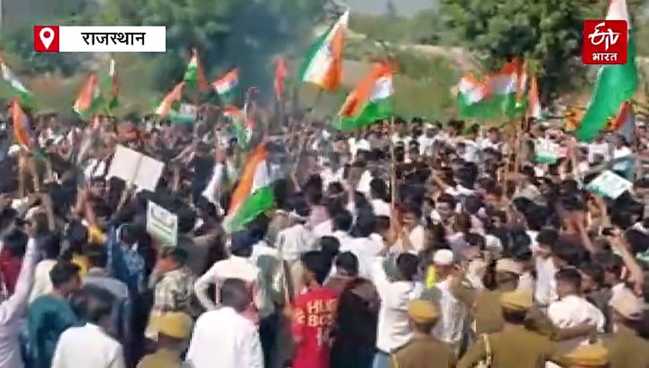 महापड़ाव के आठवें दिन किसानों ने शहर में पैदल मार्च निकाला, किया प्रदर्शन