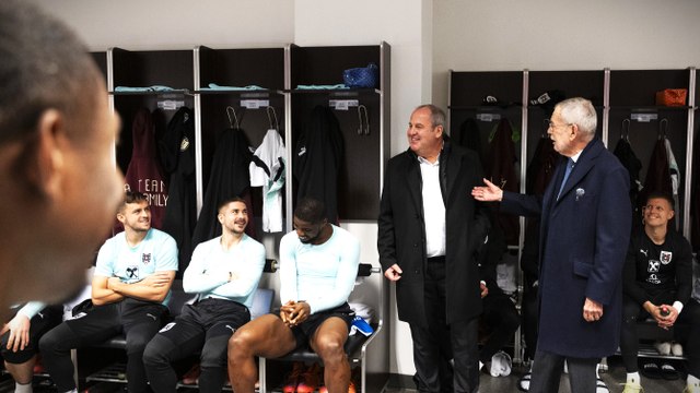 Bundespräsident besucht ÖFB-Elf vor entscheidendem Qualifikationsspiel