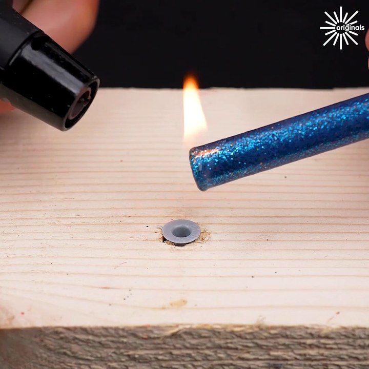 These functional glue gun hacks always work!