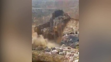 Bridge collapse kills at least 32 miners in Democratic Republic of the Congo