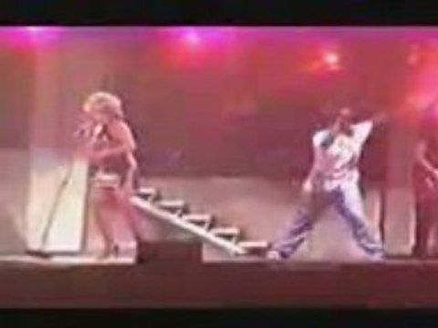 Tina Turner invites1 fan, Donovan, to perform Proud Mary