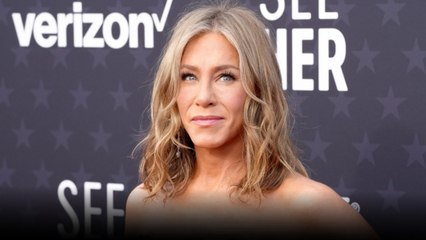 Jennifer Aniston Fans Get Emotional Over ‘Sweet’ Instagram Photo With Boyfriend Jim Curtis