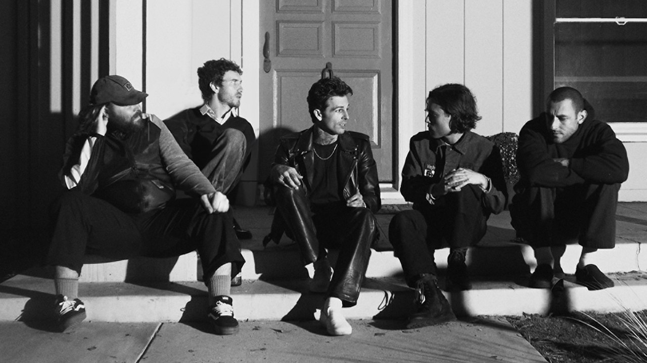 The Neighbourhood on '(((((ultraSOUND)))))'