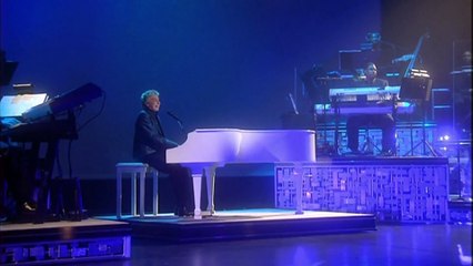 Mandy / Could It Be Magic? - Barry Manilow (live)