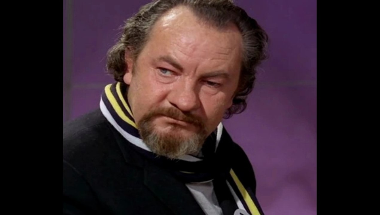 Actor Leo McKern Resemblance To Helen Mirren? The French Lieutenant's Woman