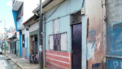 tn7-Hijos-presenciaron-asesinato-de-su-madre-en-cuartería-de-San-José-171125