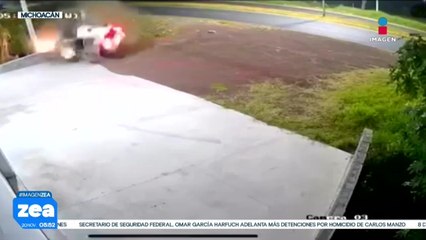 Exceso de velocidad termina con la vida de tres jóvenes en Michoacán