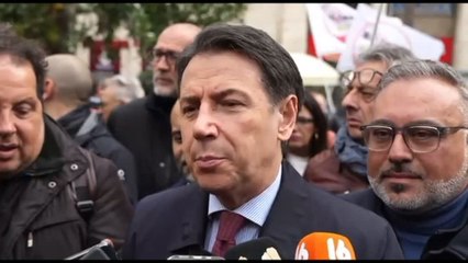 Conte: prelievo a banche e giganti web per stipendi e sanità