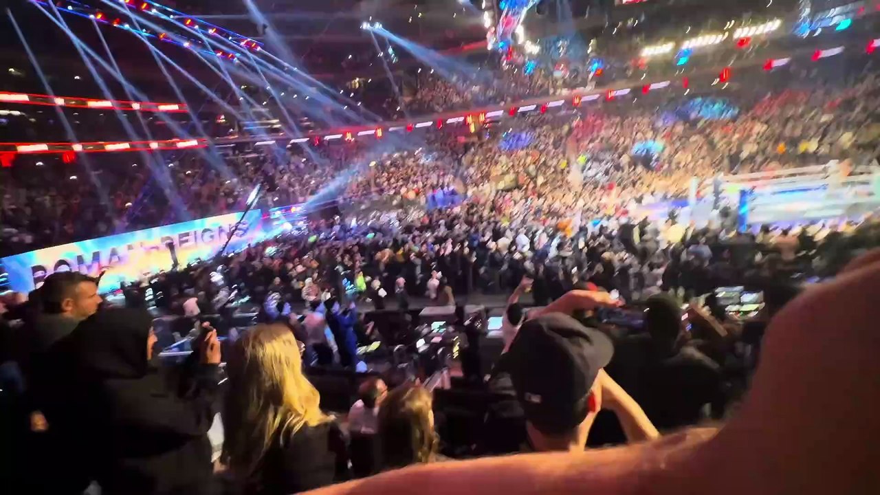 Roman Reigns Returns, Brawls With Brock Lesnar - WWE Raw 11/17/2025