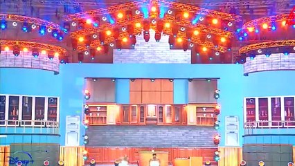 ANDEY KA FANDA (JODI NO.1) AND BAS YEHI APRADH (PEHCNAN) TAMIL GAY HOMOSEXUAL FUNNY AND COMEDY TOWEL DANCE KUTTY AKHIL BADE BHAIYAA AND RAJESH HEBBAR BHAIYAA AND SAAJAN SURYA BHAIYAA