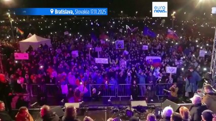 Thousands in Slovakia and Czech Republic rally against leaders on Velvet Revolution anniversary
